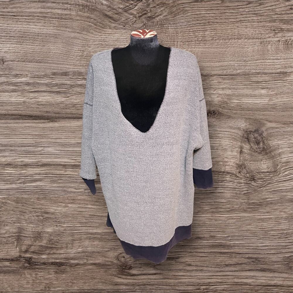 Free People Intimately Purple Fuzzy V Neck Sweatshirt Size Medium